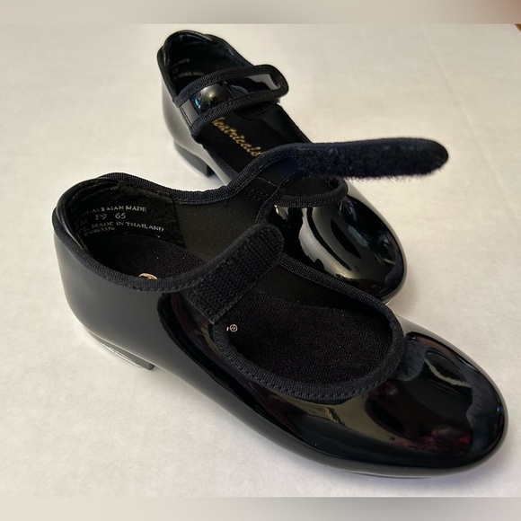 Theatrical girls black tap dance shoes with velcro strap easy on & off size 9. H - Picture 6 of 10